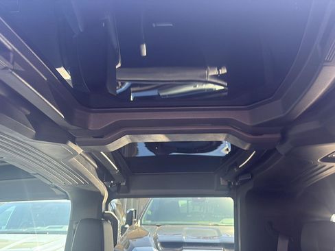 Used 2024 GMC Hummer EV 3X AWD/4WD image 26