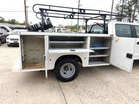 Used 2021 Ford F350 XL w/ Power Equipment Group image 32