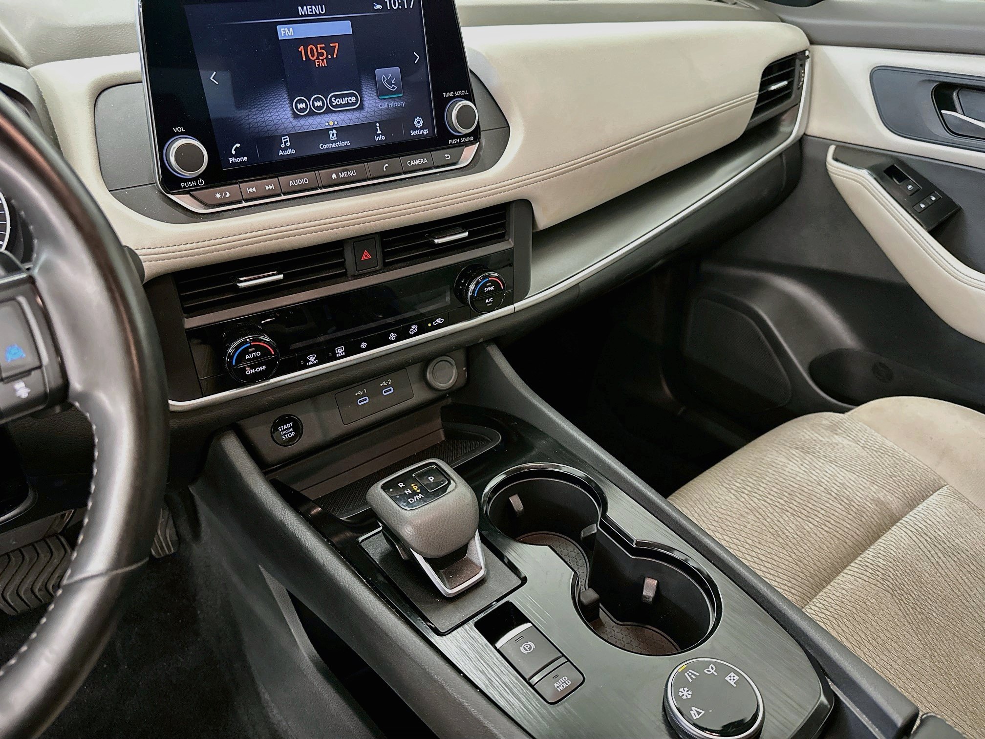 Used 2025 Nissan Rogue SV AWD/4WD image 25