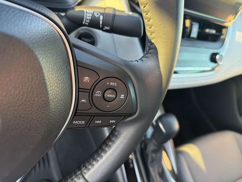 Certified 2024 Toyota Corolla SE w/ SE Package image 18