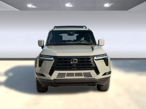 Used 2024 Lexus GX 550 w/ Accessory Package (Z1) AWD/4WD image 6