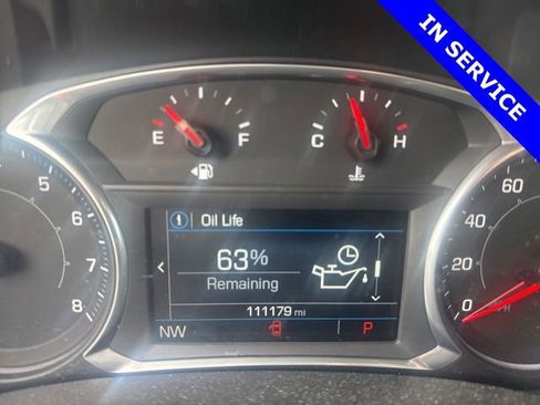 Used 2018 GMC Terrain SLE w/ Driver Convenience Package FWD image 3