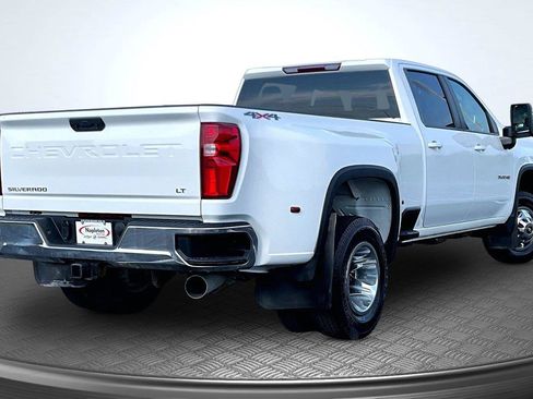 Used 2021 Chevrolet Silverado 3500 LT w/ Gooseneck/5TH Wheel Package AWD/4WD image 2