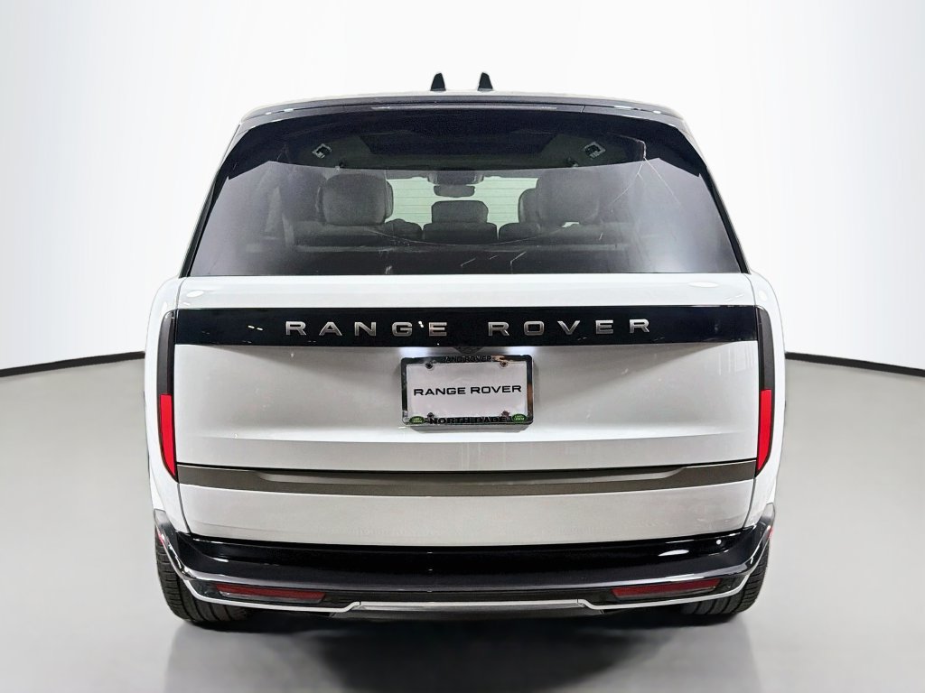 New 2027 Land Rover Range Rover Long Wheelbase SE AWD/4WD image 6
