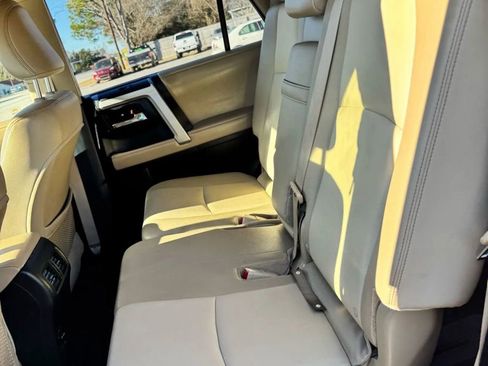 Used 2014 Toyota 4Runner SR5 Premium image 14