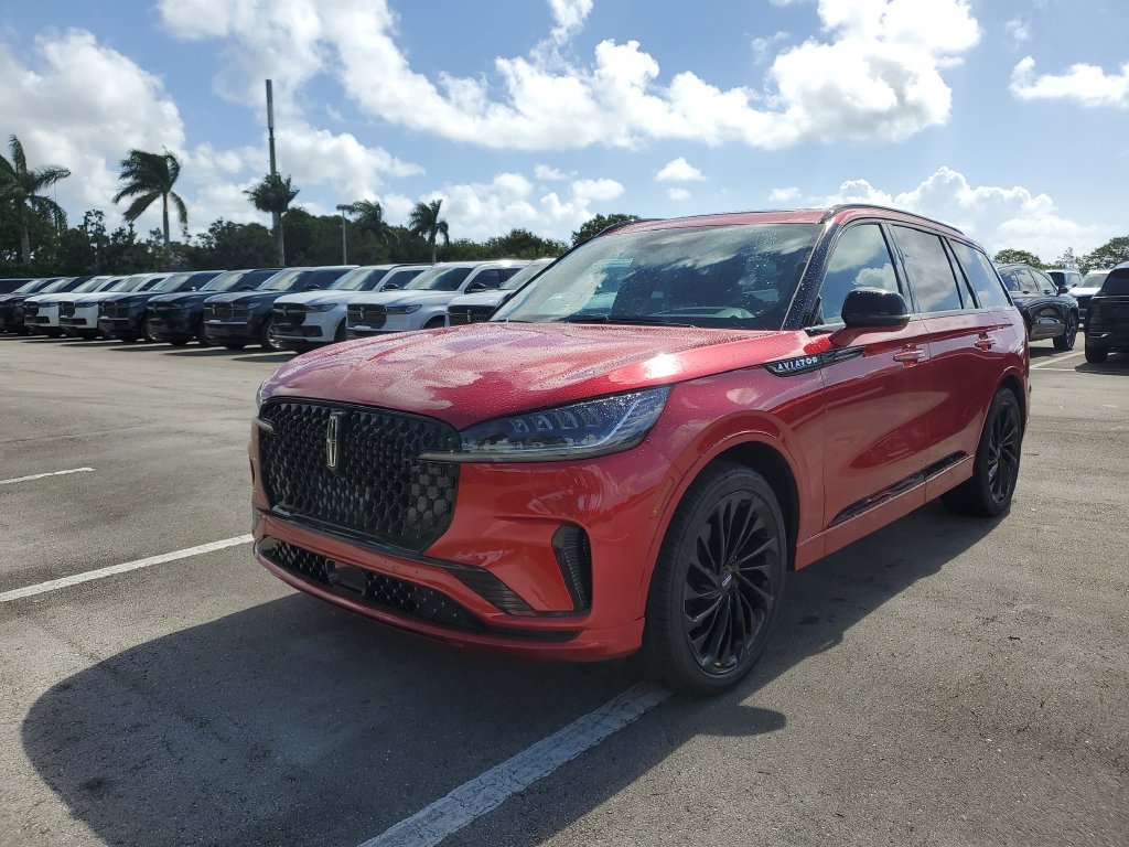 New 2026 Lincoln Aviator Reserve w/ Luxury Package RWD image 2