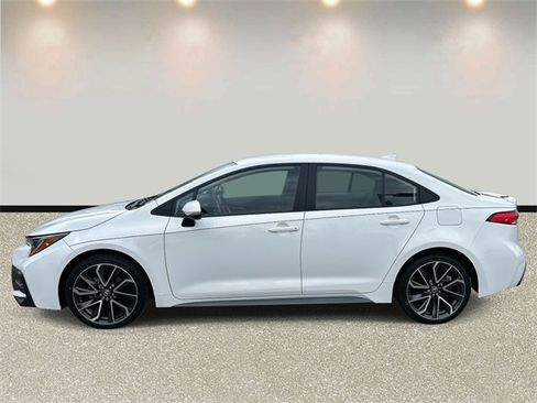 Used 2022 Toyota Corolla SE image 8