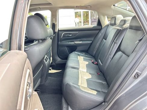 Used 2017 Nissan Altima 3.5 SL FWD image 17