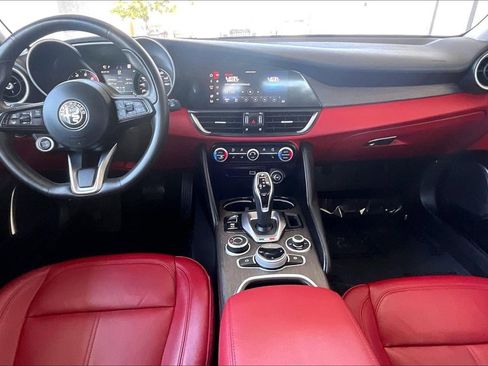 Used 2021 Alfa Romeo Giulia Ti w/ Nero Edizione RWD image 14