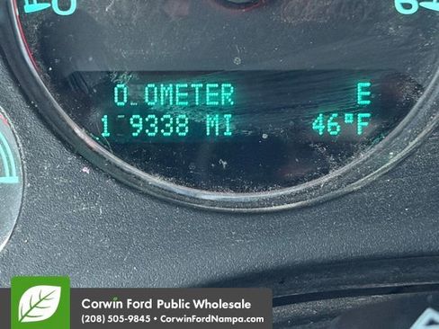 Used 2013 Chevrolet Suburban LS image 14