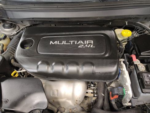 Used 2014 Jeep Cherokee Latitude FWD image 30