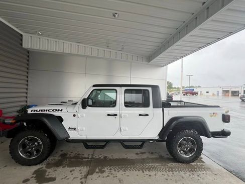 Used 2023 Jeep Gladiator Rubicon w/ Cold Weather Group image 1