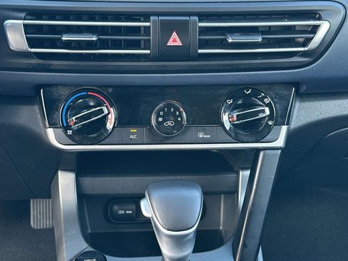 Used 2021 Kia Seltos S image 13