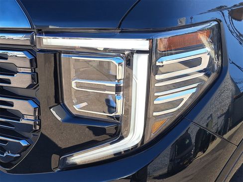 Used 2024 GMC Sierra 1500 Denali Ultimate image 33