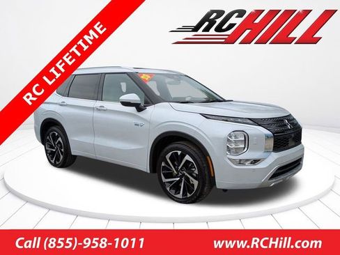 New 2025 Mitsubishi Outlander SEL image 1