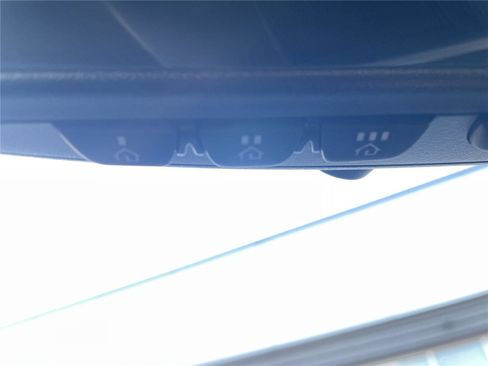 Used 2025 Subaru Legacy Premium AWD/4WD image 28