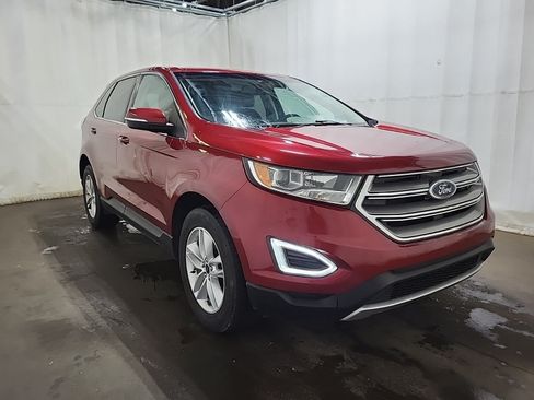 Used 2018 Ford Edge SEL w/ Equipment Group 201A AWD/4WD image 3