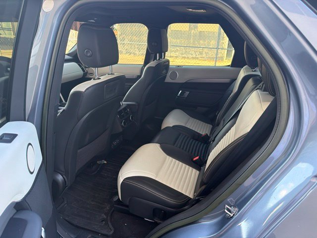 Used 2023 Land Rover Discovery S R-Dynamic AWD/4WD image 14