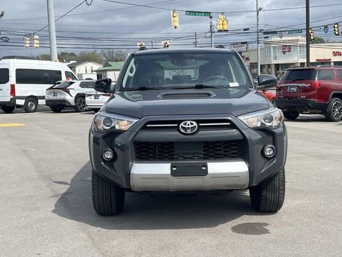 Used 2024 Toyota 4Runner TRD Off-Road image 2