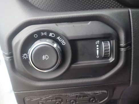 New 2026 Jeep Wrangler Unlimited Rubicon 392 w/ Quick Order Package 27X Moab AWD/4WD image 18