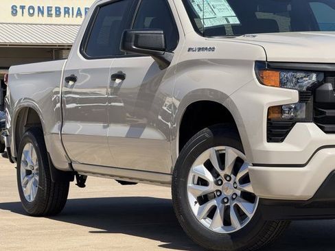 New 2026 Chevrolet Silverado 1500 Custom image 3