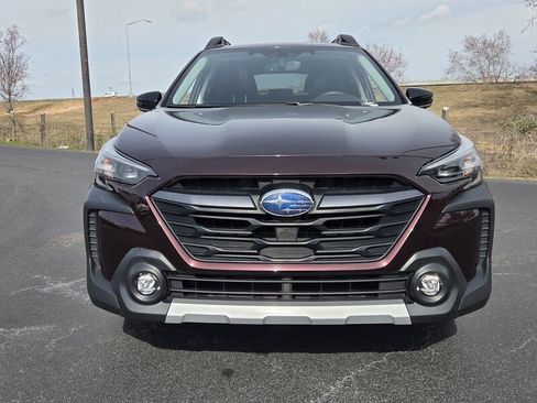 Used 2023 Subaru Outback Limited XT image 2