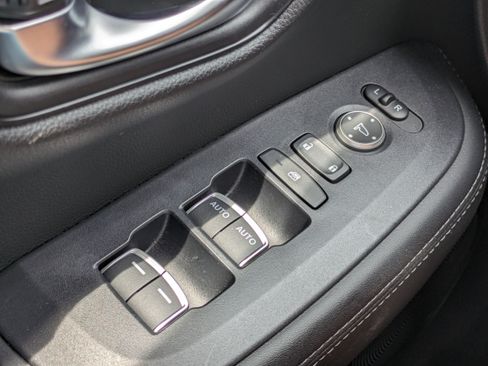 Used 2023 Honda HR-V EX-L image 20