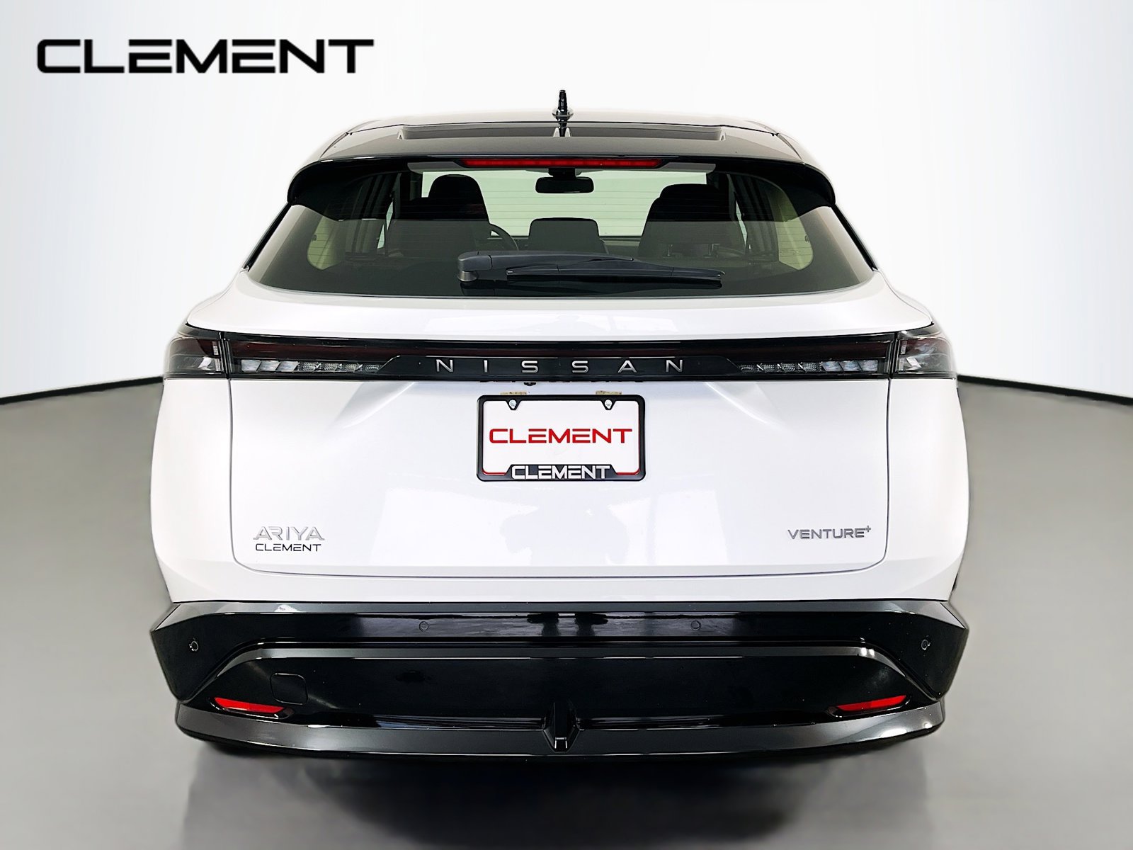 Used 2023 Nissan Ariya FWD image 8