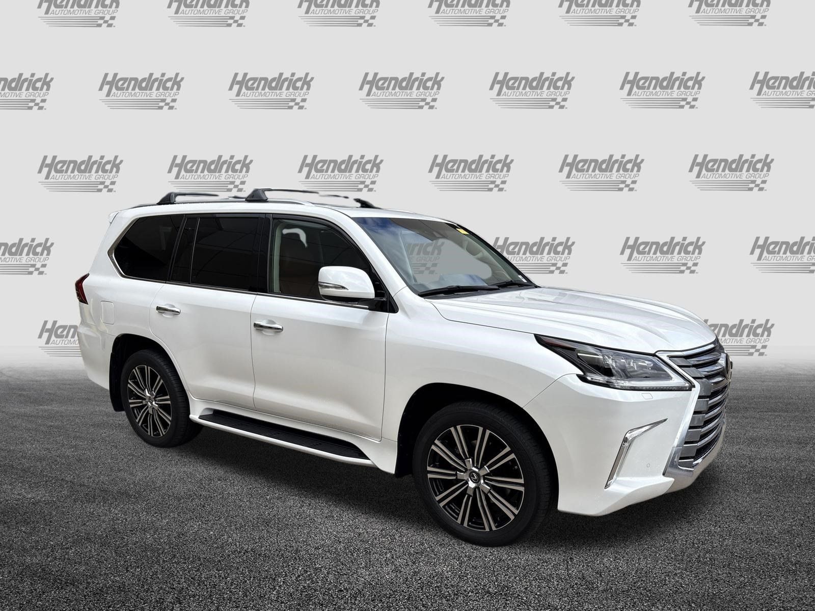 Used 2021 Lexus LX 570 4WD w/ Luxury Package image 2
