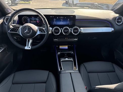 New 2026 Mercedes-Benz GLB 250 image 7