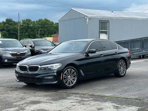 Used 2018 BMW 530i xDrive AWD/4WD image 1