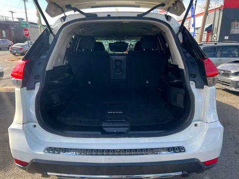 Used 2017 Nissan Rogue SV image 20