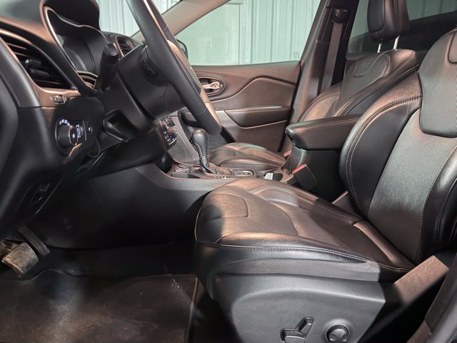 Used 2022 Jeep Cherokee Latitude Lux FWD image 11