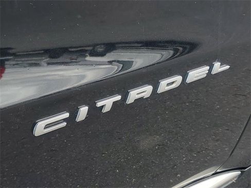 Used 2023 Dodge Durango Citadel image 7