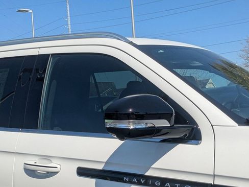 New 2026 Lincoln Navigator Black Label image 12