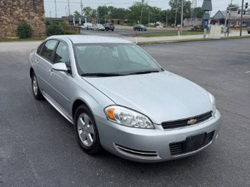 Used 2009 Chevrolet Impala LT FWD image 7