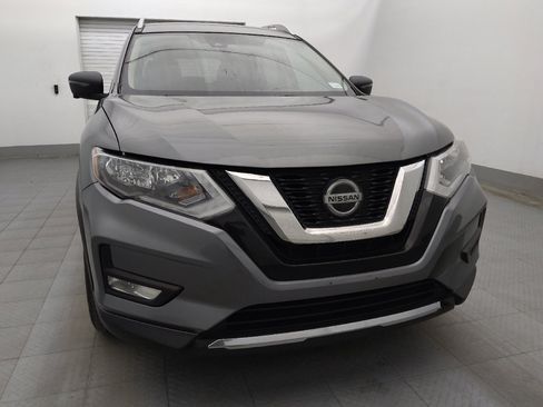 Used 2018 Nissan Rogue SL FWD image 14