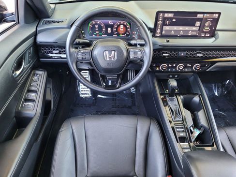 Used 2025 Honda Accord Sport image 21