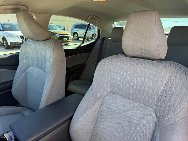 Used 2025 Toyota Camry LE FWD image 15