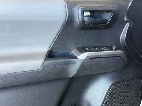 Used 2021 Toyota Tacoma SR5 image 14