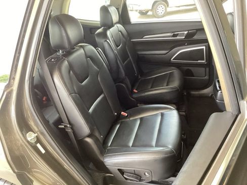 Used 2020 Kia Telluride S AWD/4WD image 44