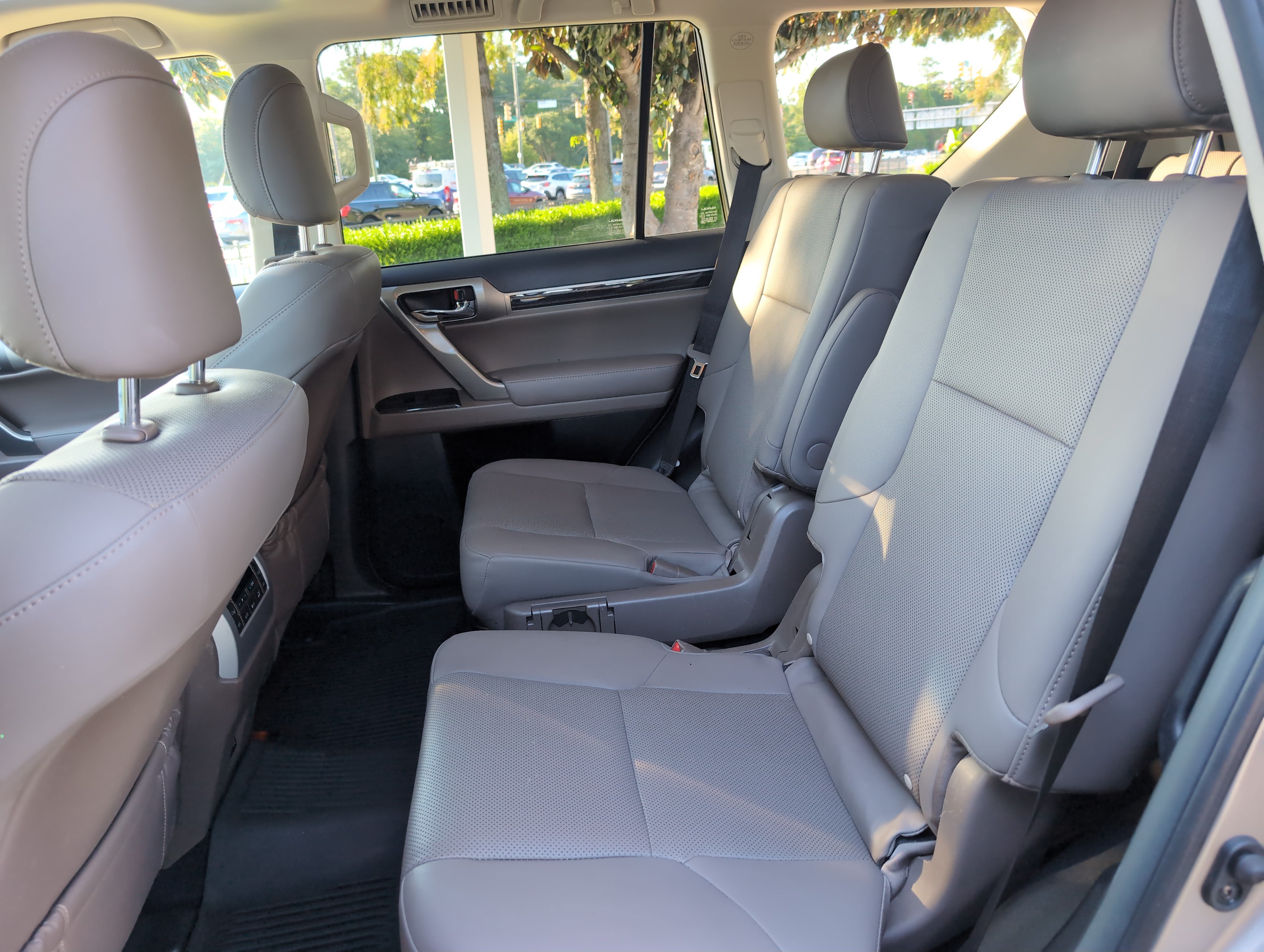 Used 2021 Lexus GX 460 Premium AWD/4WD image 31