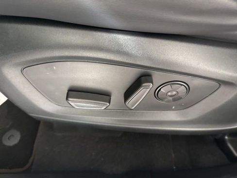Used 2021 Ford Explorer Platinum w/ Equipment Group 601A AWD/4WD image 21
