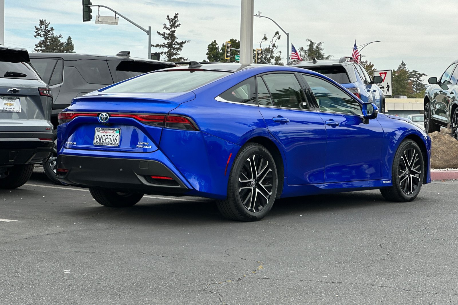 Used 2021 Toyota Mirai RWD image 5