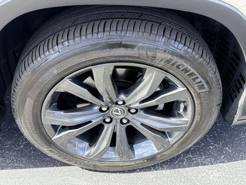 Used 2018 Lexus RX 350L w/ Premium Package image 14