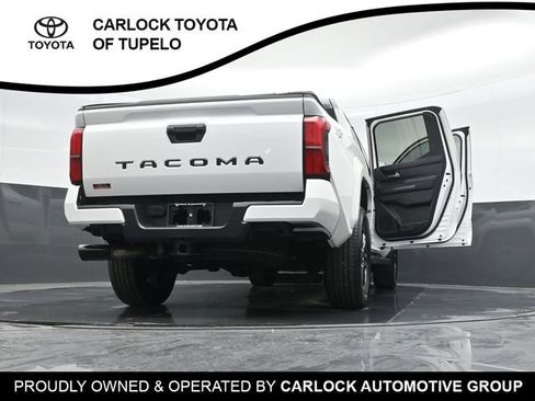 Used 2025 Toyota Tacoma TRD Sport image 37