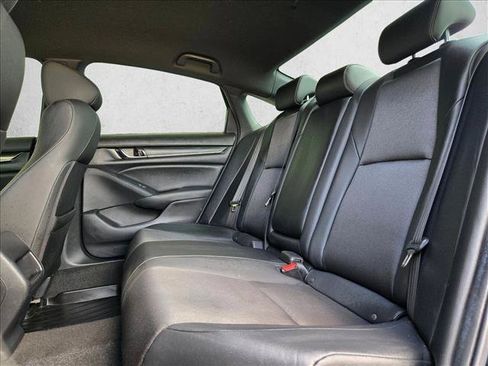 Used 2019 Honda Accord Sport image 13