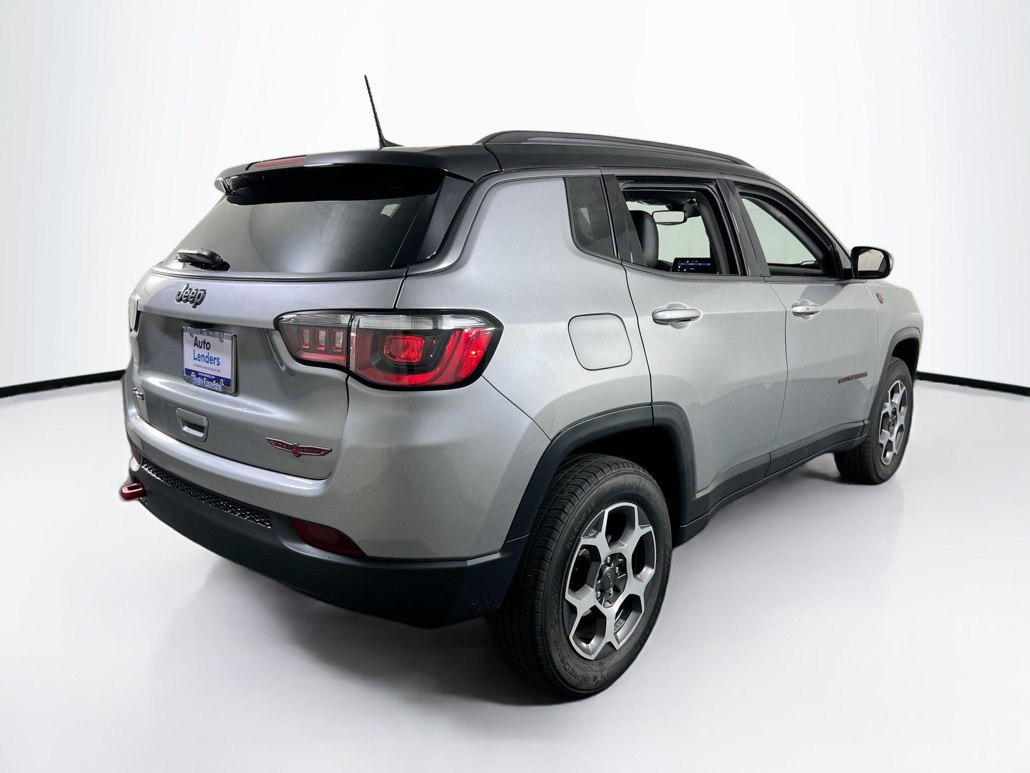 Used 2022 Jeep Compass Trailhawk AWD/4WD image 5