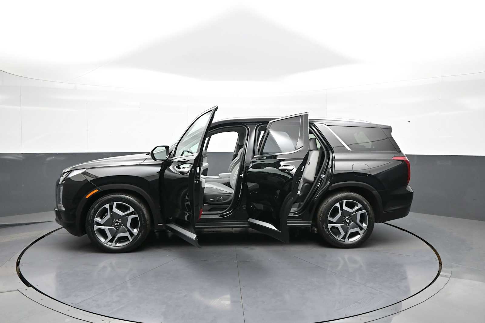 Certified 2023 Hyundai Palisade SEL w/ Cargo Package AWD/4WD image 45