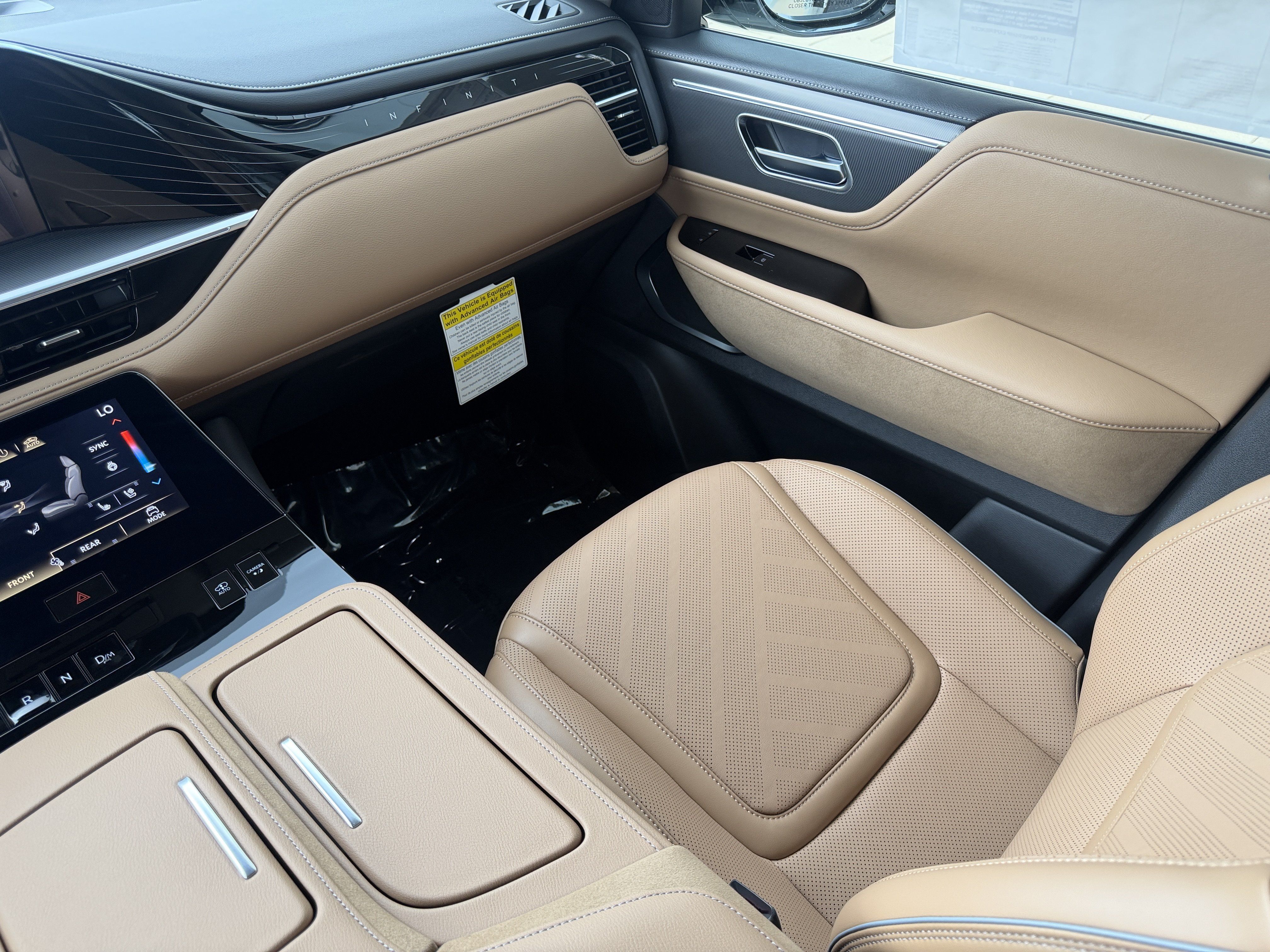 Certified 2027 INFINITI QX60 Luxe w/ Cargo Package FWD image 17